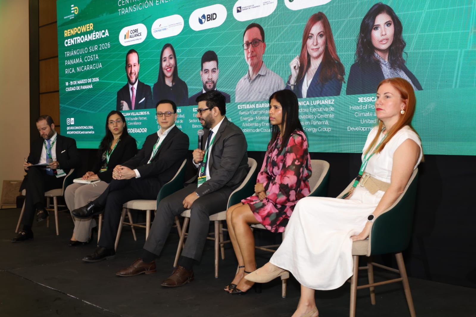 Evento corporativo Estratto